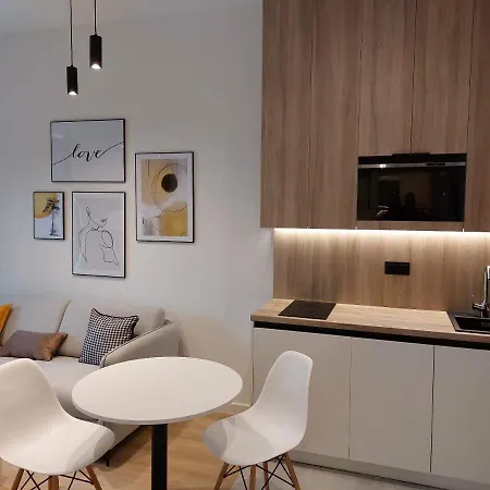 Shelter Rogowo Kolo Kolobrzegu Apartament Familijny Przy Plazy I Wydmach Plac Zabaw Rogowo (Gryfice)