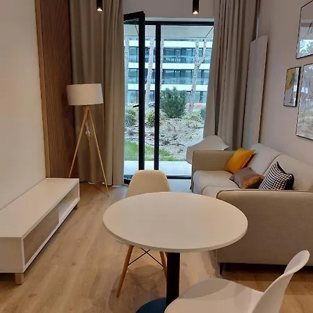 Shelter Rogowo Kolo Kolobrzegu Apartament Familijny Przy Plazy I Wydmach Plac Zabaw